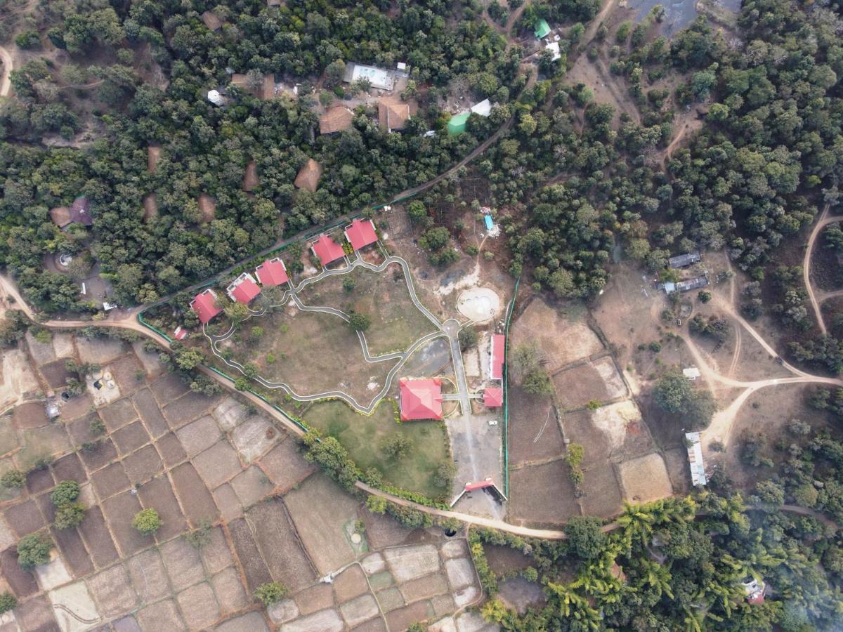 The Infinity Pench Resort Khawāsa Exteriör bild