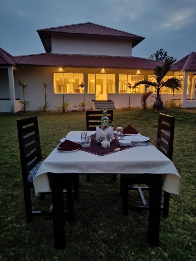 The Infinity Pench Resort Khawāsa Exteriör bild